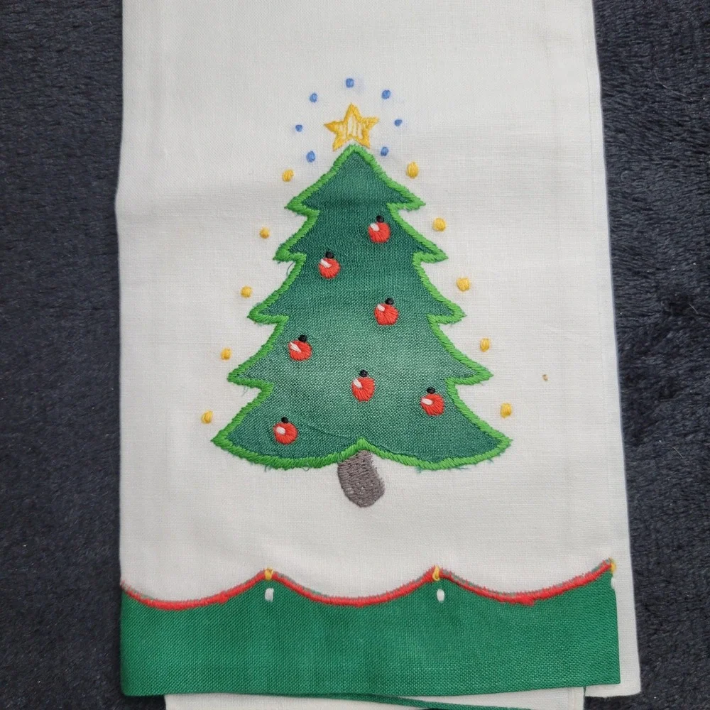 NEW Vintage 1984 Lillian Vernon Christmas Tree Towels Embroidered Applique Set 2